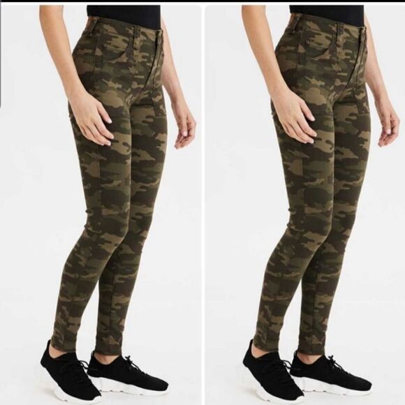 American Eagle Camo Super High Rise Jegging Crop Jeans Next Level Stretch Size 4 - Picture 1 of 6